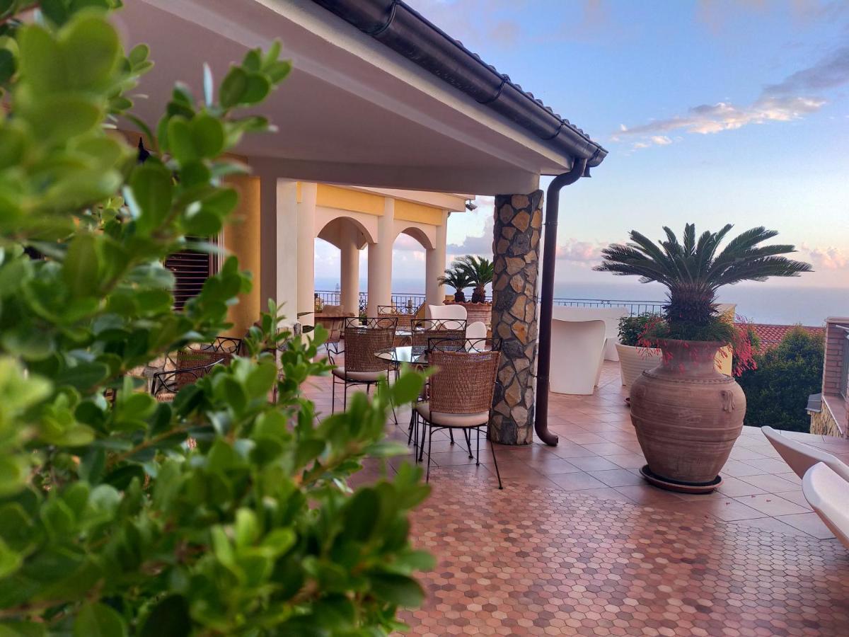 Fontana Saia Bed & Breakfast *